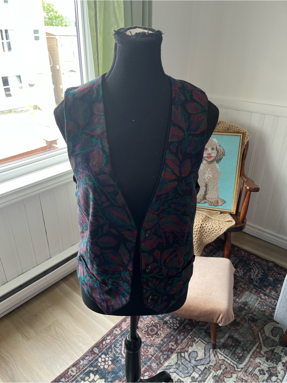 Womens Vintage Floral Jacquard Vest in Deep Jewel Tones S
